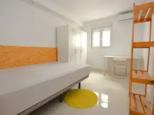 Bedroom of Buildings for sale in Sevilla