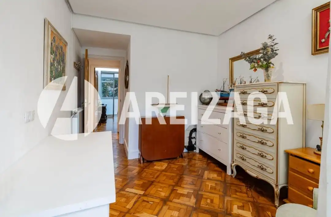 Schlafzimmer von Wohnung zum Verkauf in Donostia - San Sebastián  mit Heizung, Terrasse und Möbliert