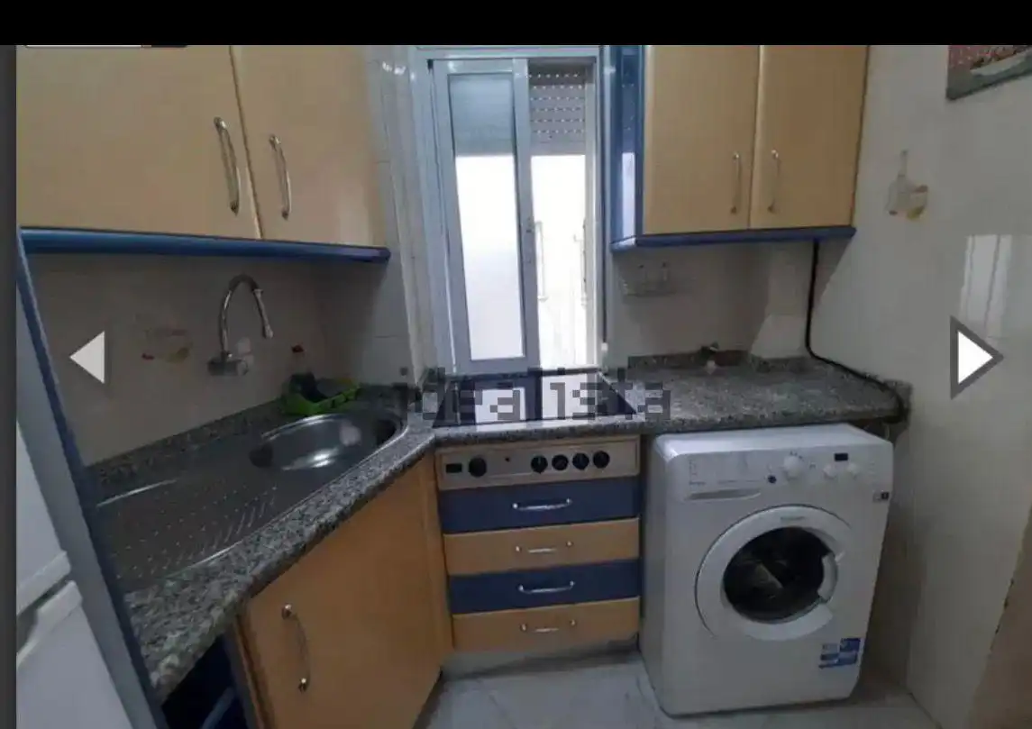 Cuina de Dúplex de lloguer en Sevilla amb Aire condicionat i Moblat
