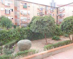 Jardí de Pis de lloguer en  Granada Capital amb Terrassa i Balcó