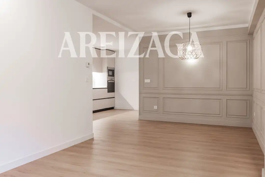 Piso en venta en Antiguo