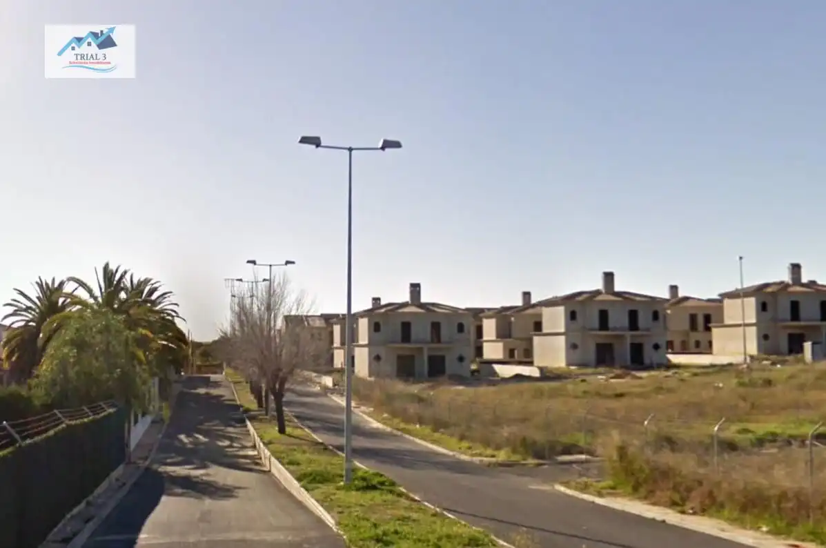 Vista exterior de Casa o xalet en venda en Rociana del Condado amb Jardí privat, Terrassa i Balcó