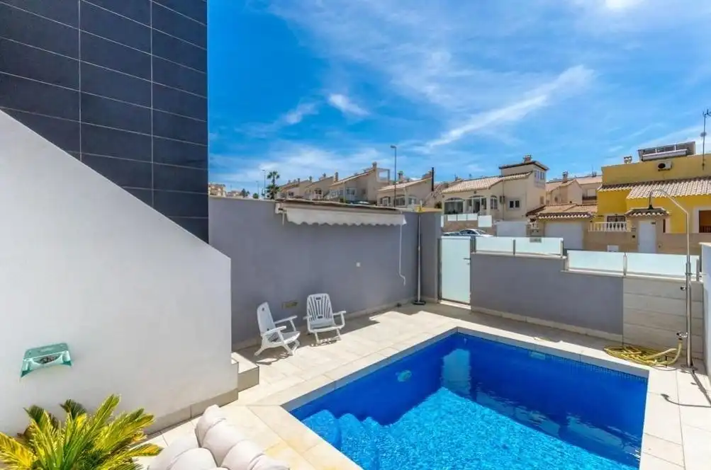Apartment mit Terrasse zum Verkauf in Calle LAGO BAÑOLAS 2, imagen 7