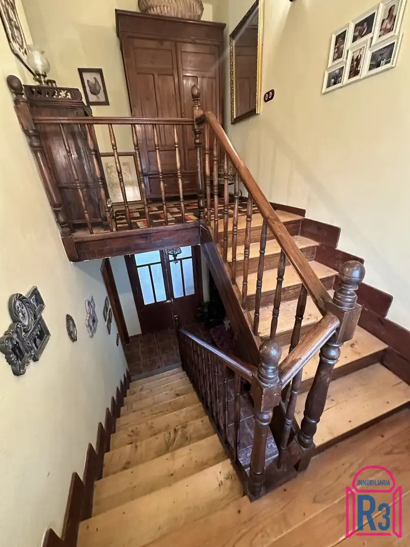 Casa o xalet en venda en Matallana de Torío amb Moblat