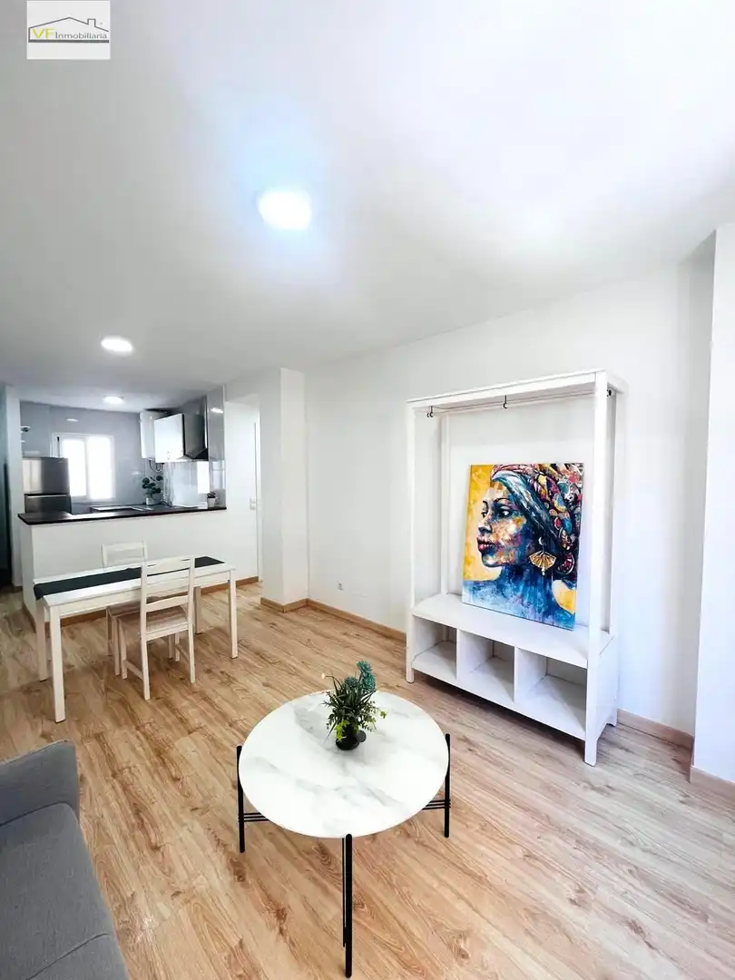 Sala d'estar de Apartament en venda en Málaga amb Traster