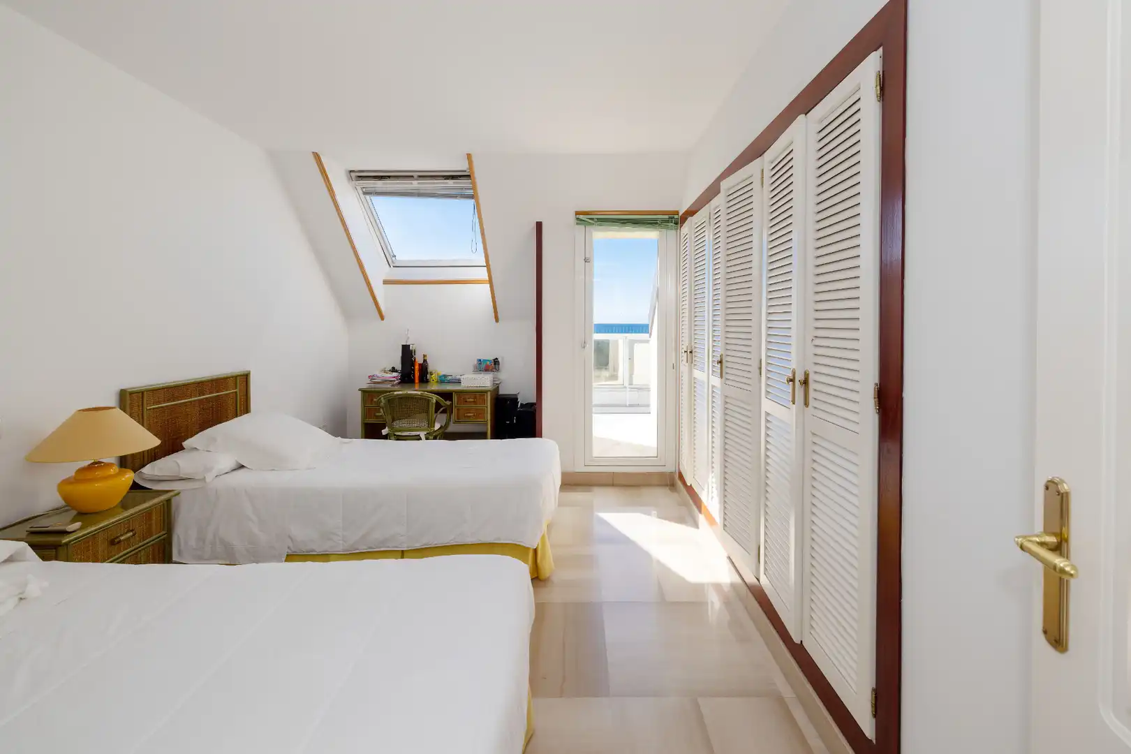 Habitación de Ático en venta en Marbella con Aire acondicionado, Calefacción y Terraza