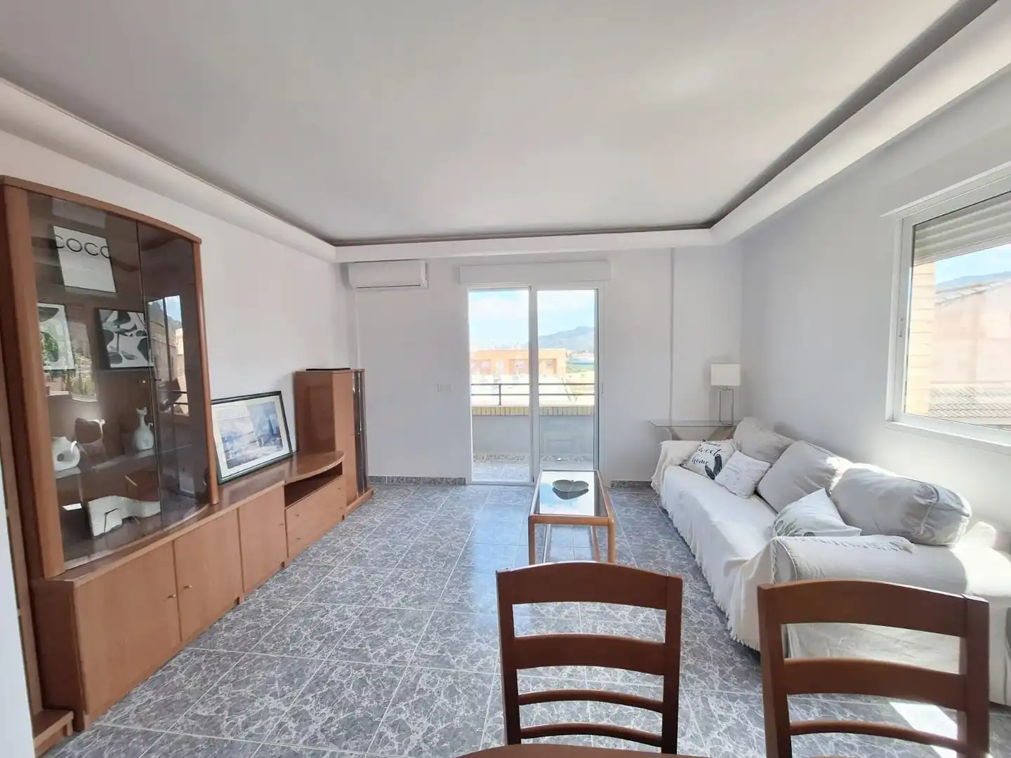 Flat with terrace to rent in Calle Calle Mirasierra, imagen 2