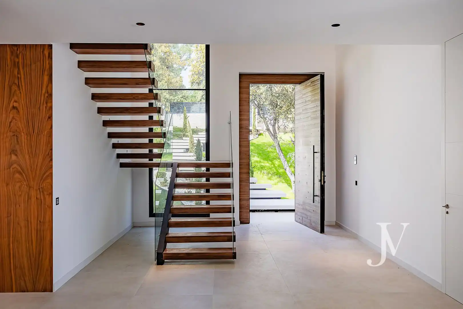 Haus oder Chalet zum Verkauf in Ciudalcampo mit Klimaanlage, Heizung und Privatgarten