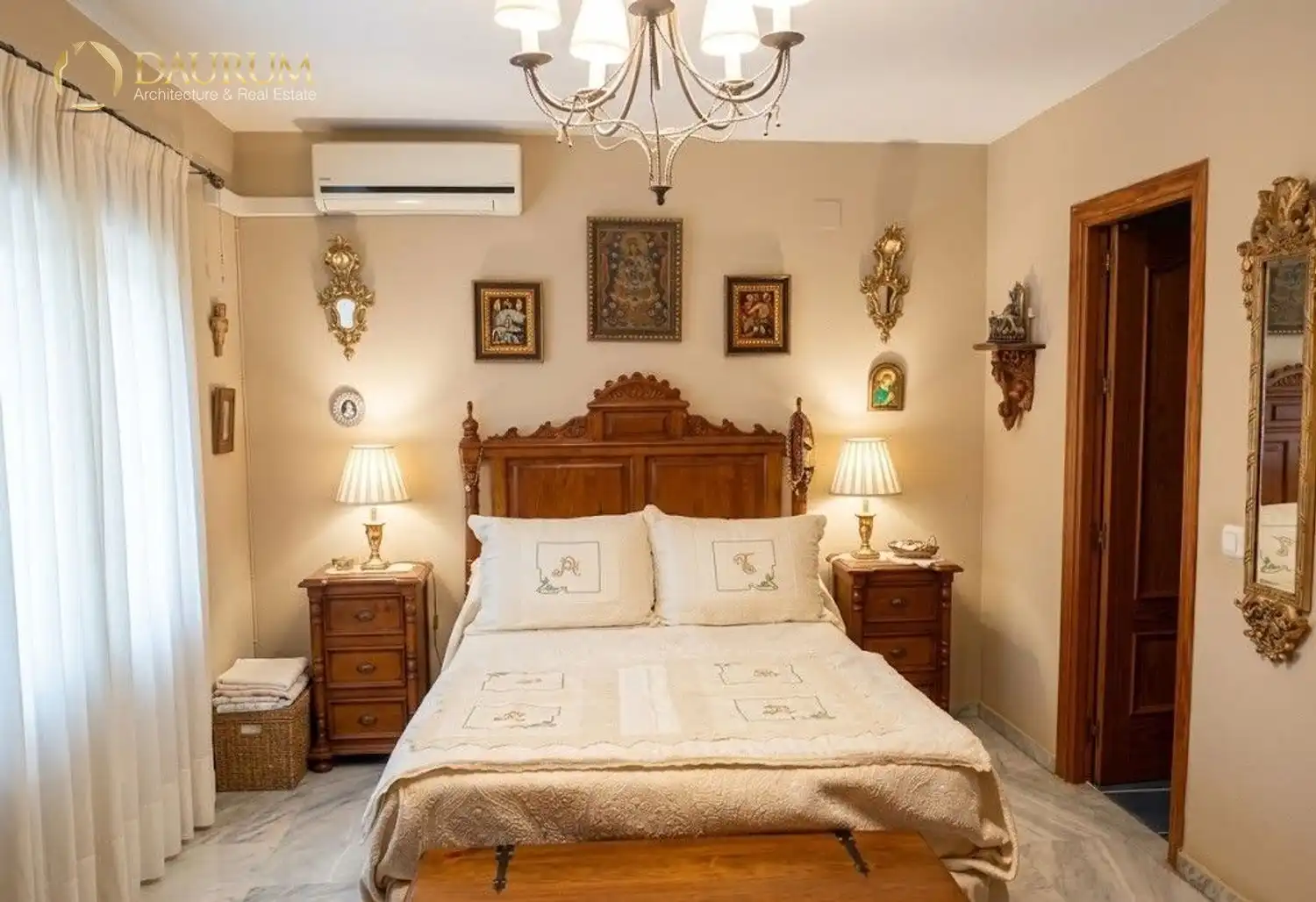 Habitación de Casa adosada en venta en Málaga con Aire acondicionado, Calefacción y Terraza