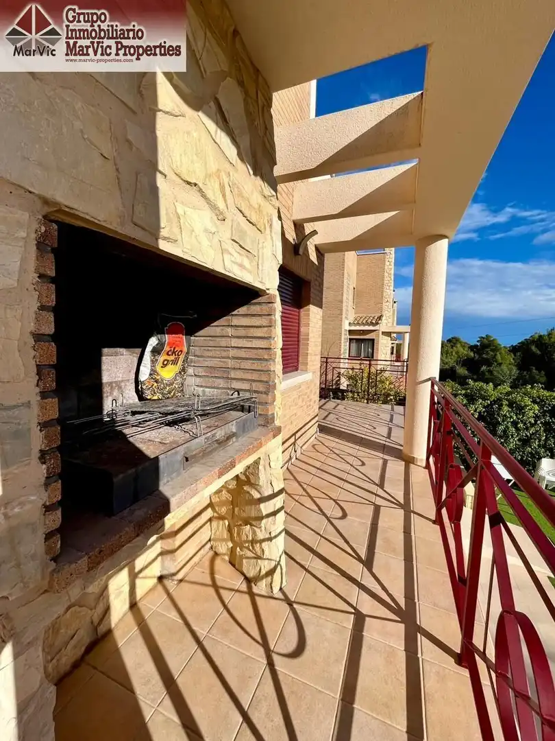 Terraza de Casa o chalet en venta en La Nucia con Aire acondicionado, Jardín privado y Terraza