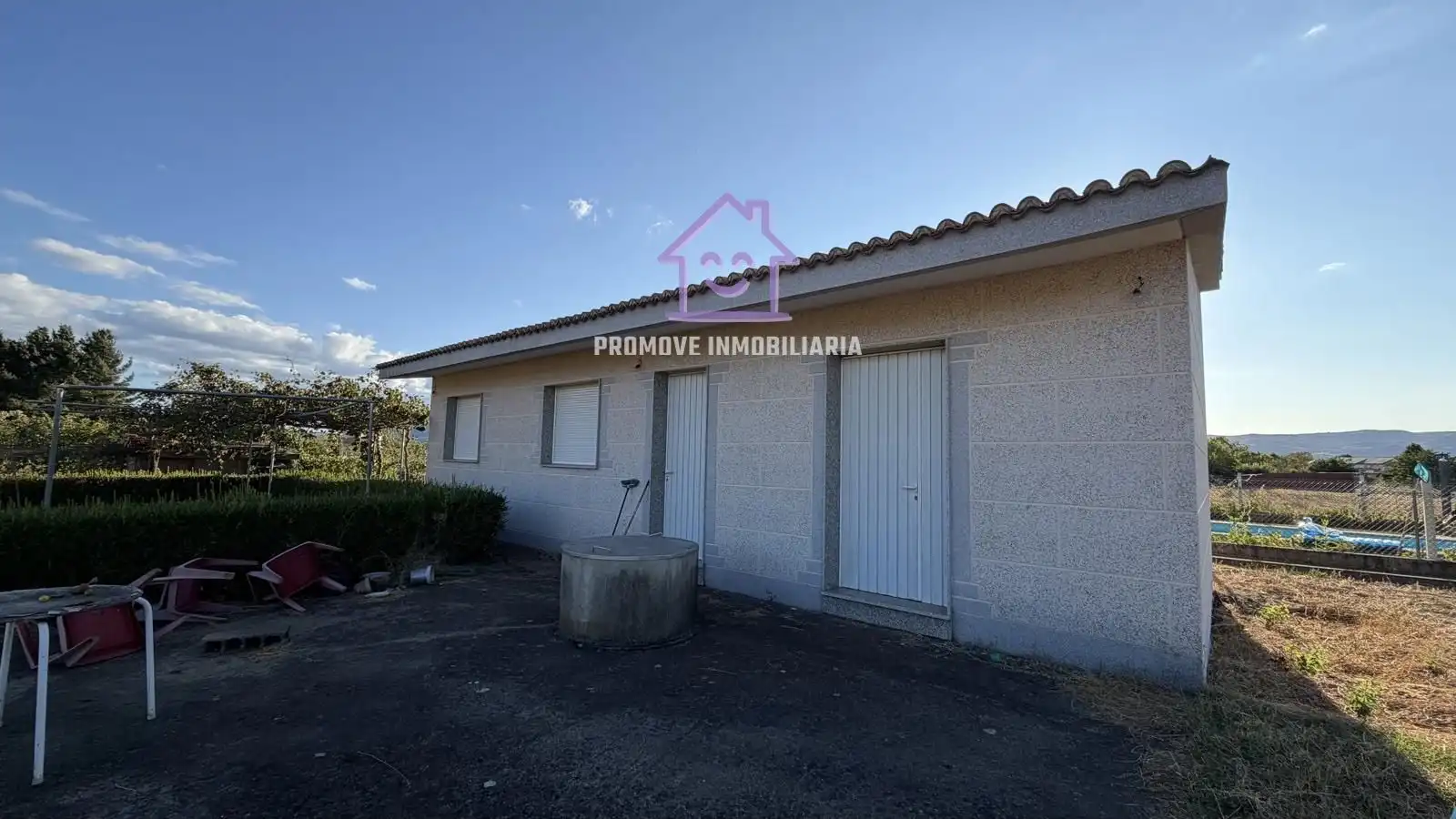 Vista exterior de Casa o xalet en venda en Verín amb Moblat