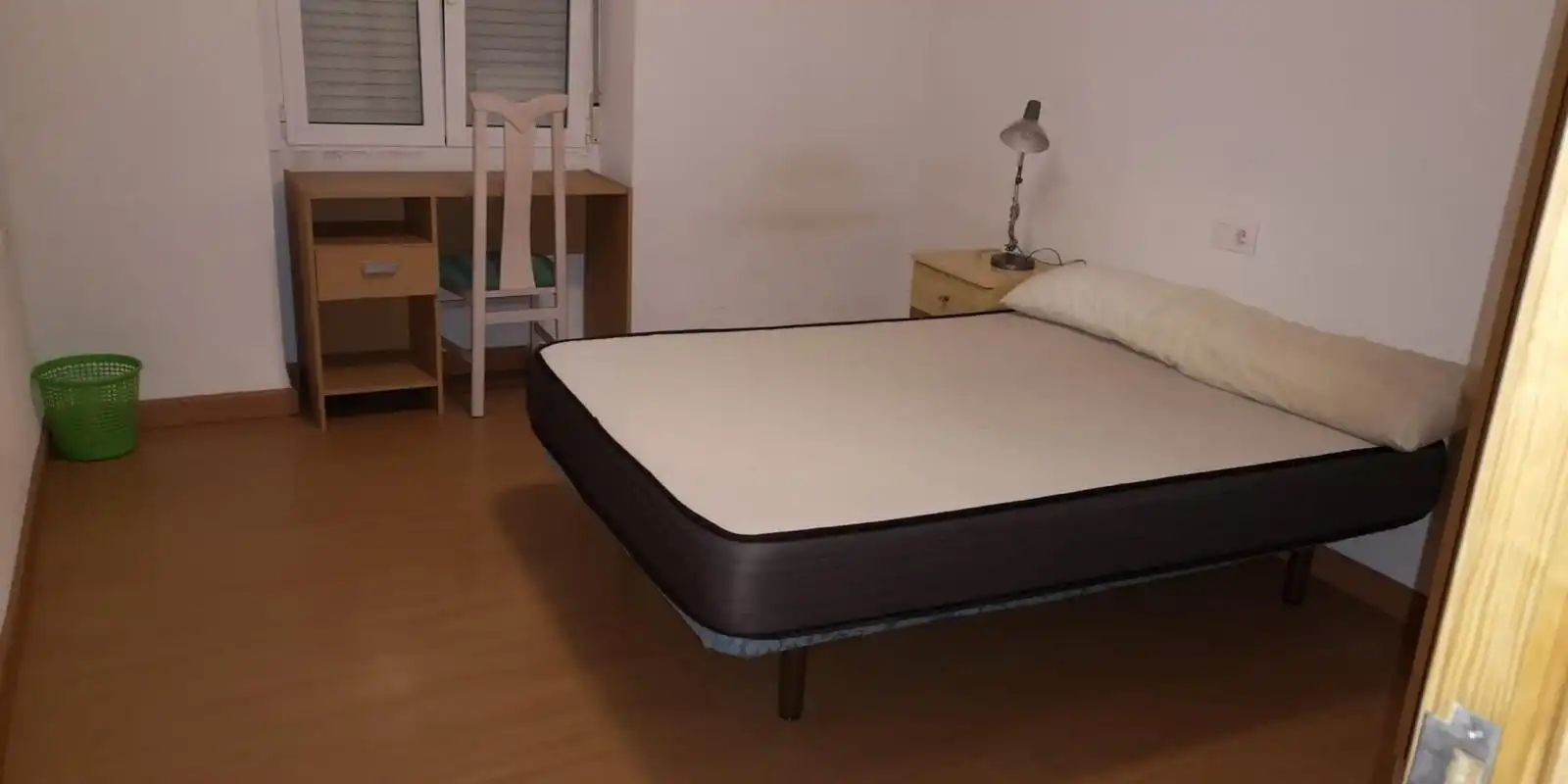 Habitación de Piso para compartir en San Vicente del Raspeig / Sant Vicent del Raspeig con Parquet, Amueblado y Lavadora