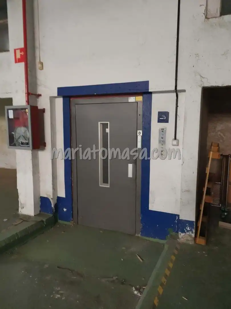 Nau industrial de lloguer en Sondika