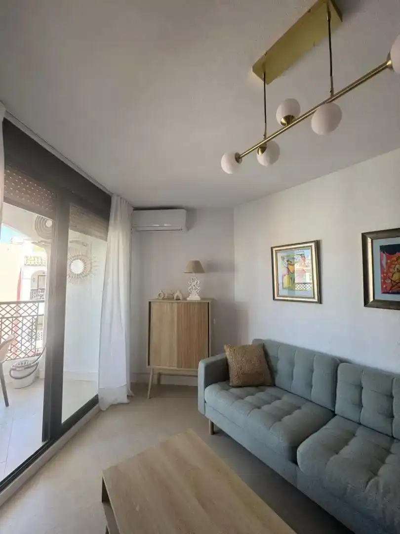 Sala d'estar de Àtic en venda en Zahara de los Atunes amb Aire condicionat, Jardí privat i Traster