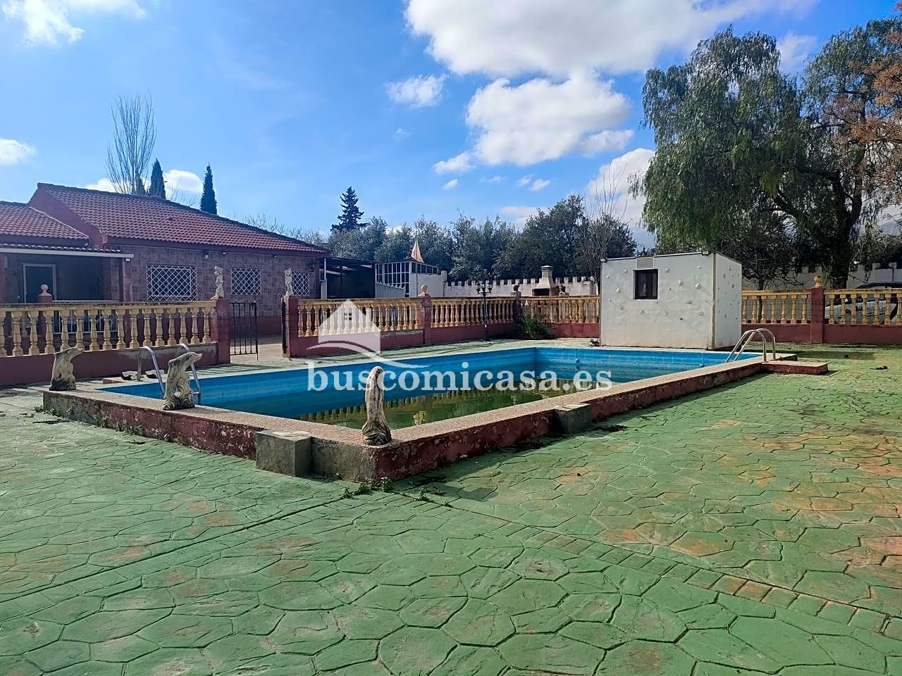 Swimming pool of House or chalet for sale in  Jaén Capital  with Air Conditioner, Heating and Private garden