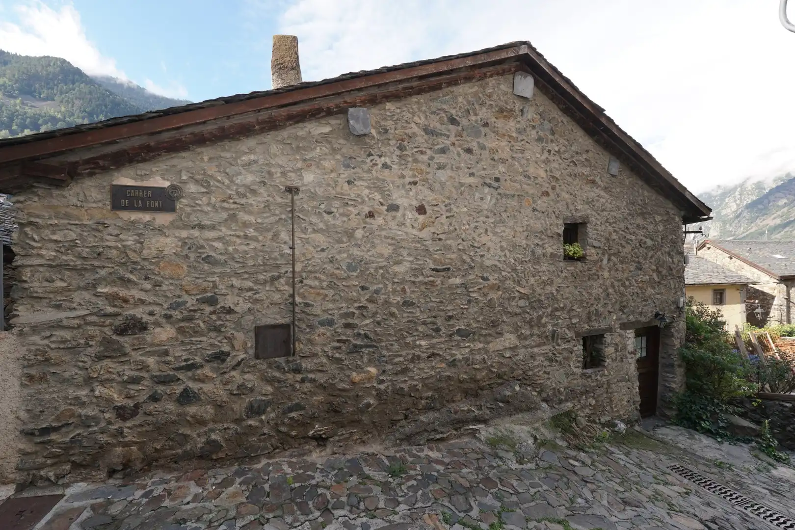 Vista exterior de Casa o chalet de alquiler en Escaldes – Engordany con Calefacción