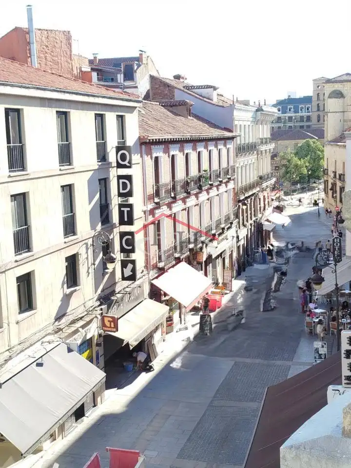 Dúplex amb terrassa en venda a Casco Antiguo, imagen 33