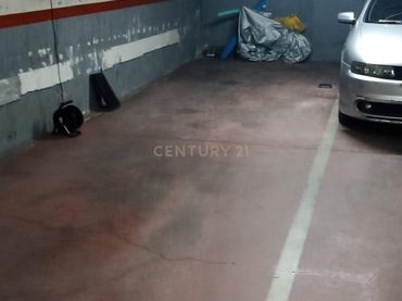 Parking à vendre à Blas Infante 10