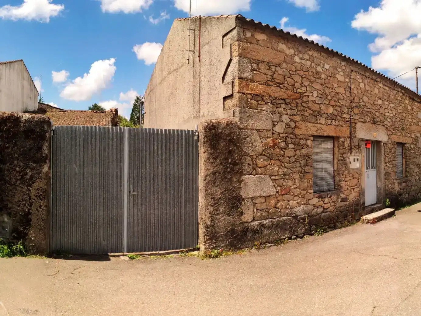 Vista exterior de Casa o chalet en venta en Casillas de Flores, Salamanca