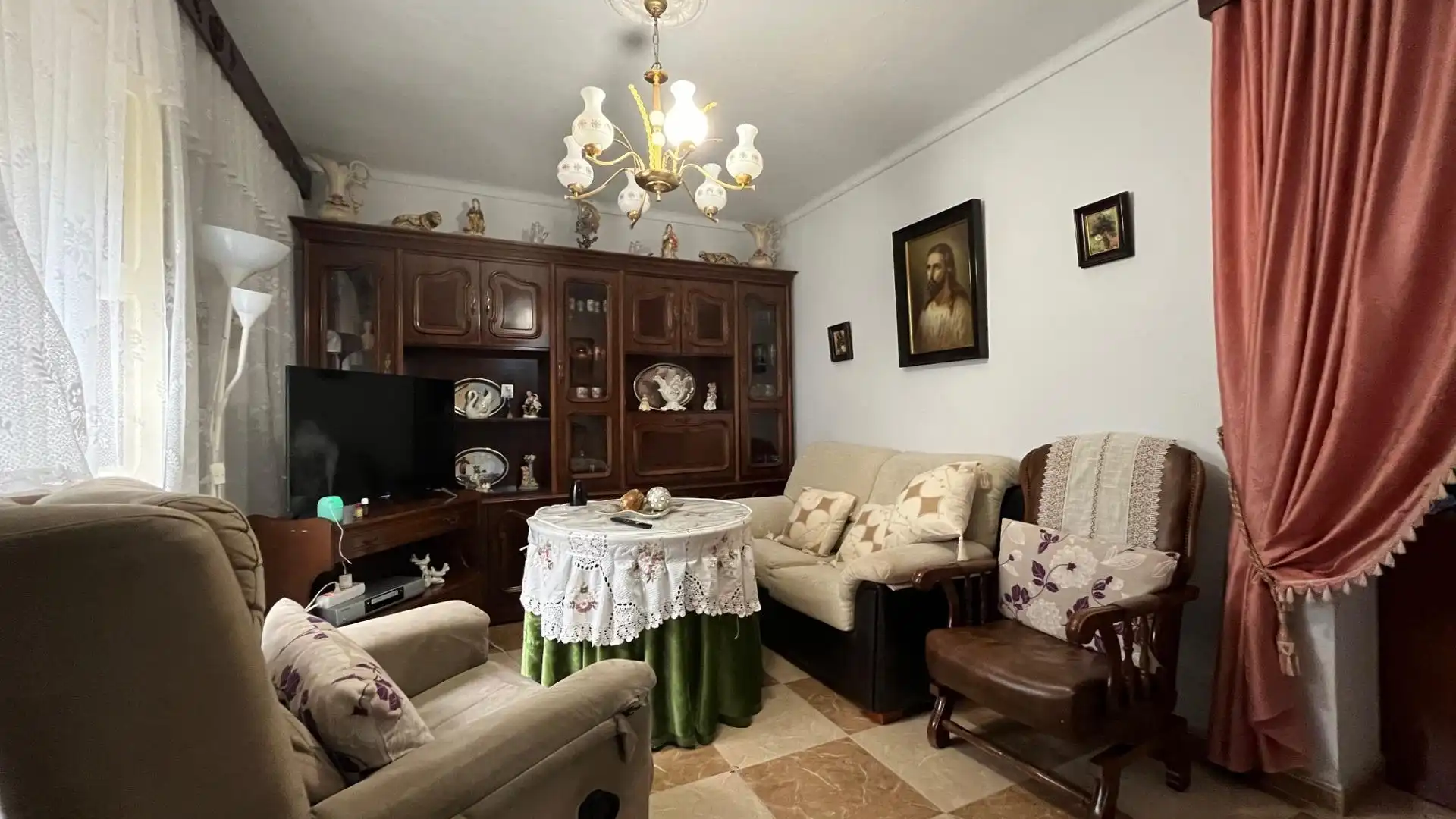 Casa adosada en venda a Calle barranco, 2, Guaro