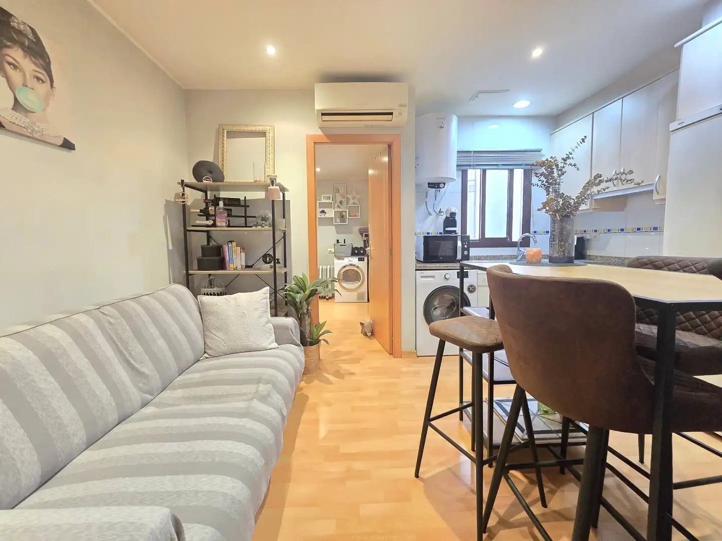 Appartamento con balcone in vendita a Calle VICTORIA, imagen 7
