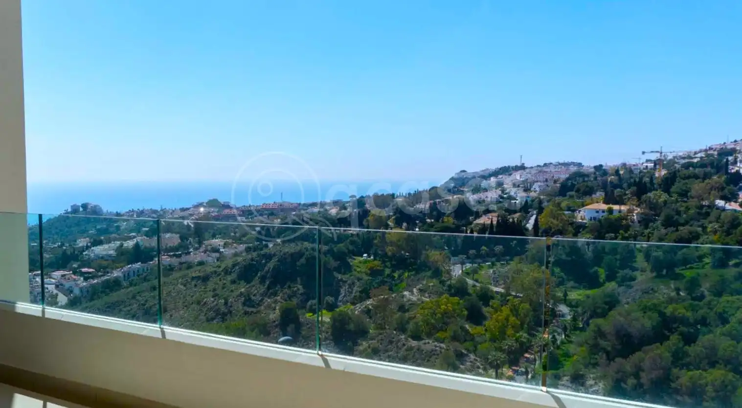 Vista exterior de Apartamento en venta en Benalmádena con Terraza, Horno y Lavadora