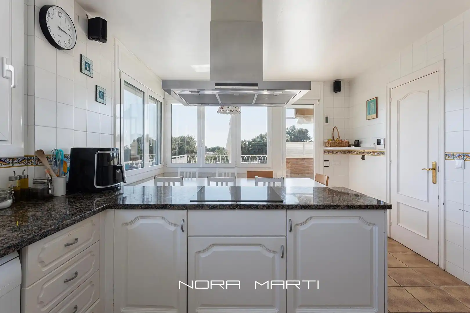 Cocina de Casa o chalet en venta en Sant Just Desvern con Calefacción, Jardín privado y Terraza