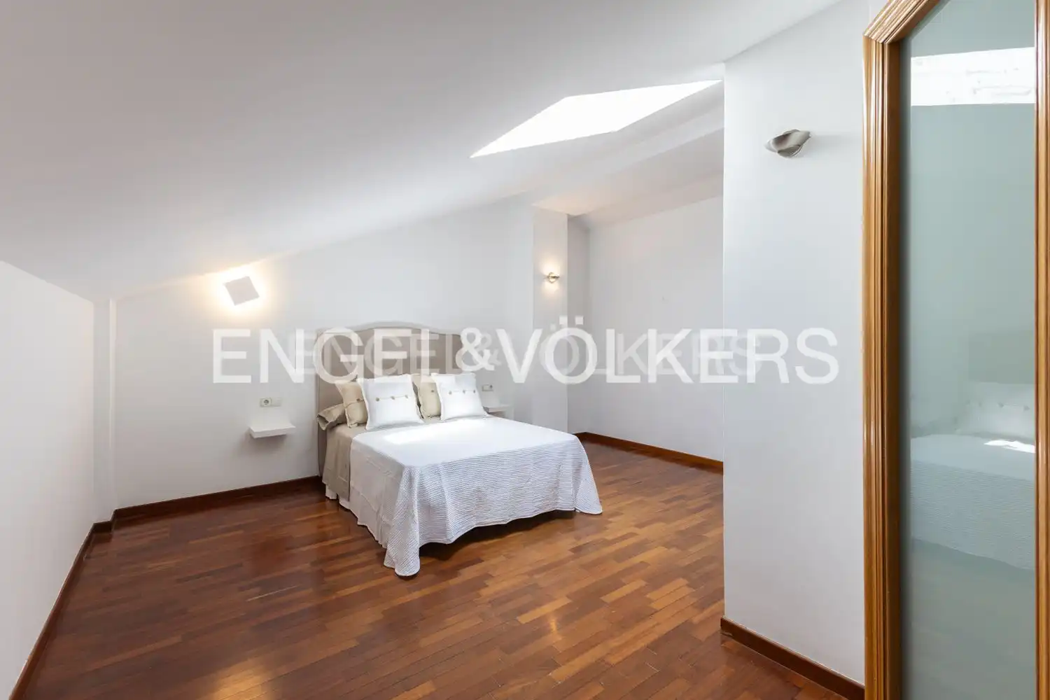 Habitación de Dúplex de alquiler en Alzira con Aire acondicionado, Calefacción y Terraza