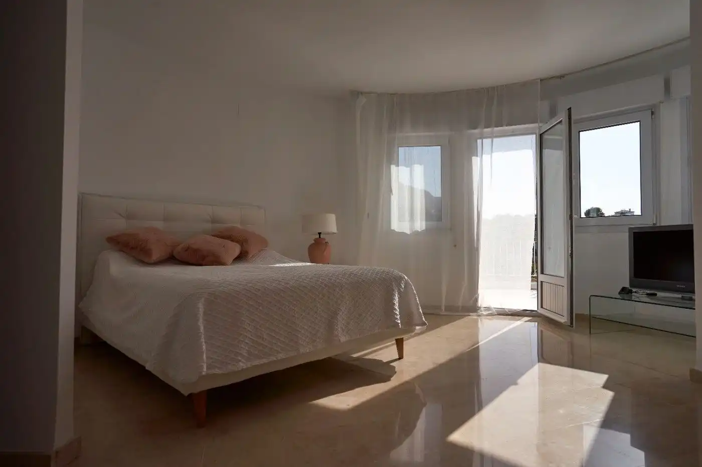 Habitación de Casa o chalet de alquiler en Dénia con Aire acondicionado, Jardín privado y Terraza