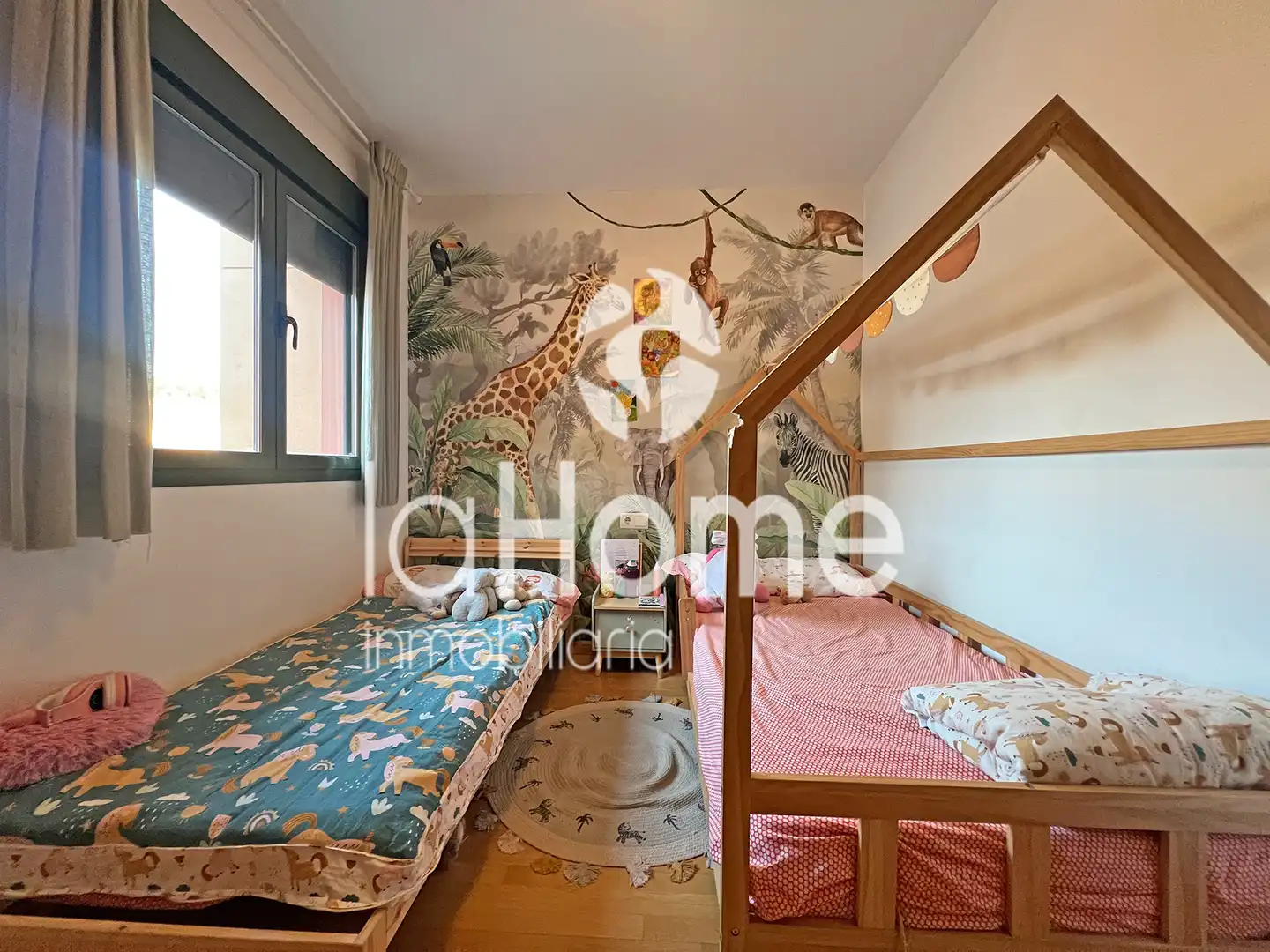 Habitación de Casa adosada en venta en Bétera con Aire acondicionado, Calefacción y Jardín privado