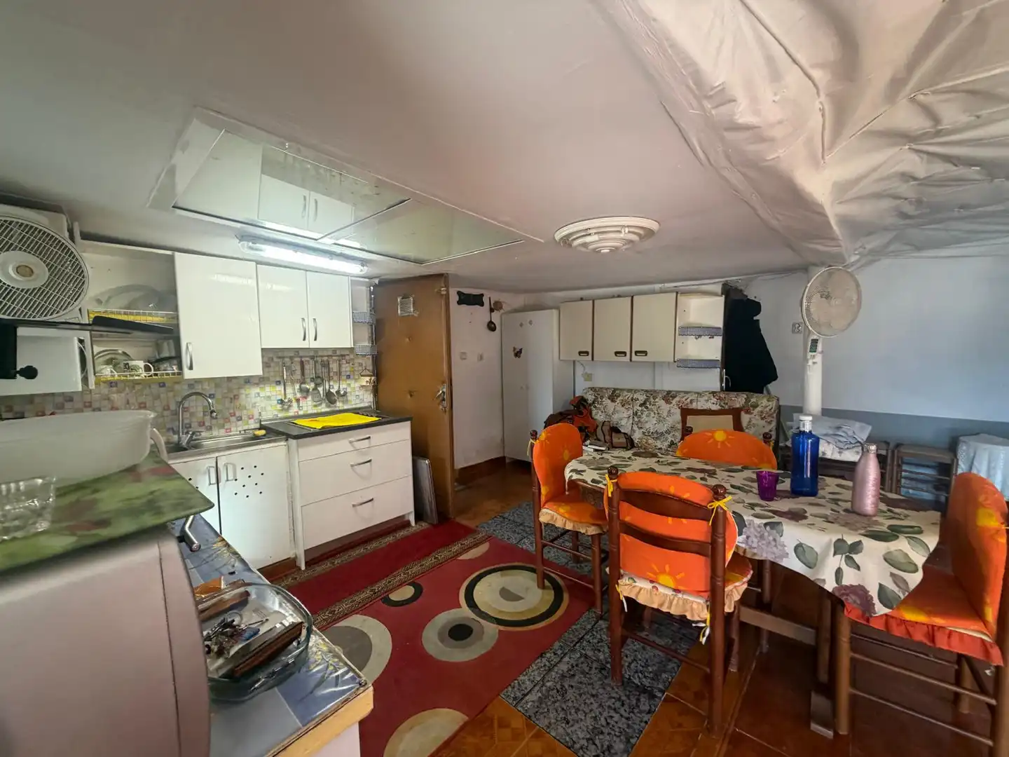 Kitchen of Country homes for sale in Cuelgamures  with Furnished and Washing machine