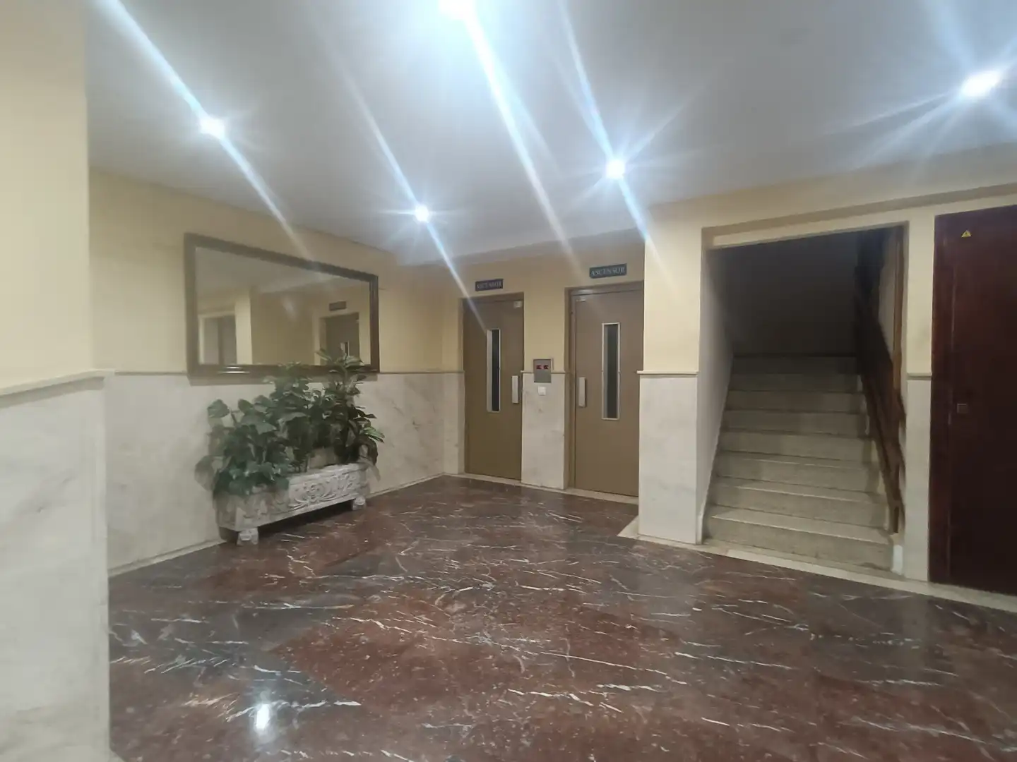 Piso con ascensor en venta en Calle General Rey, imagen 16