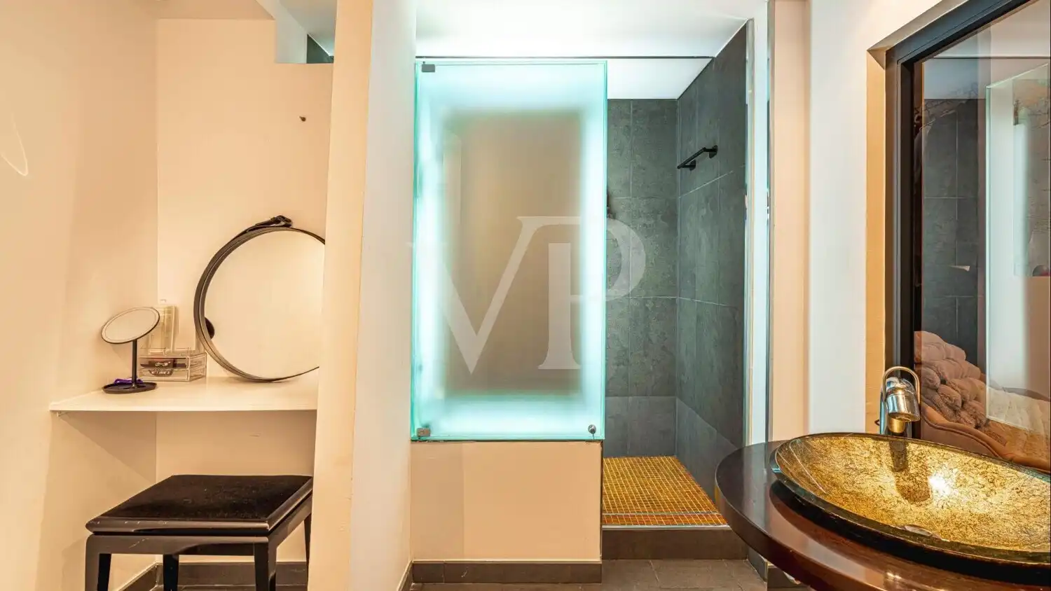 Bathroom of Houses for sale in Arona  with Air Conditioner, Parquet flooring and Terrace