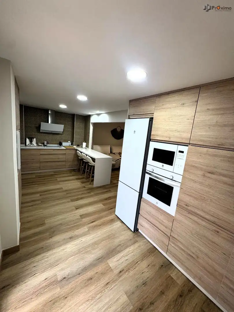 Cuina de Casa o xalet en venda en Écija amb Aire condicionat, Terrassa i Traster