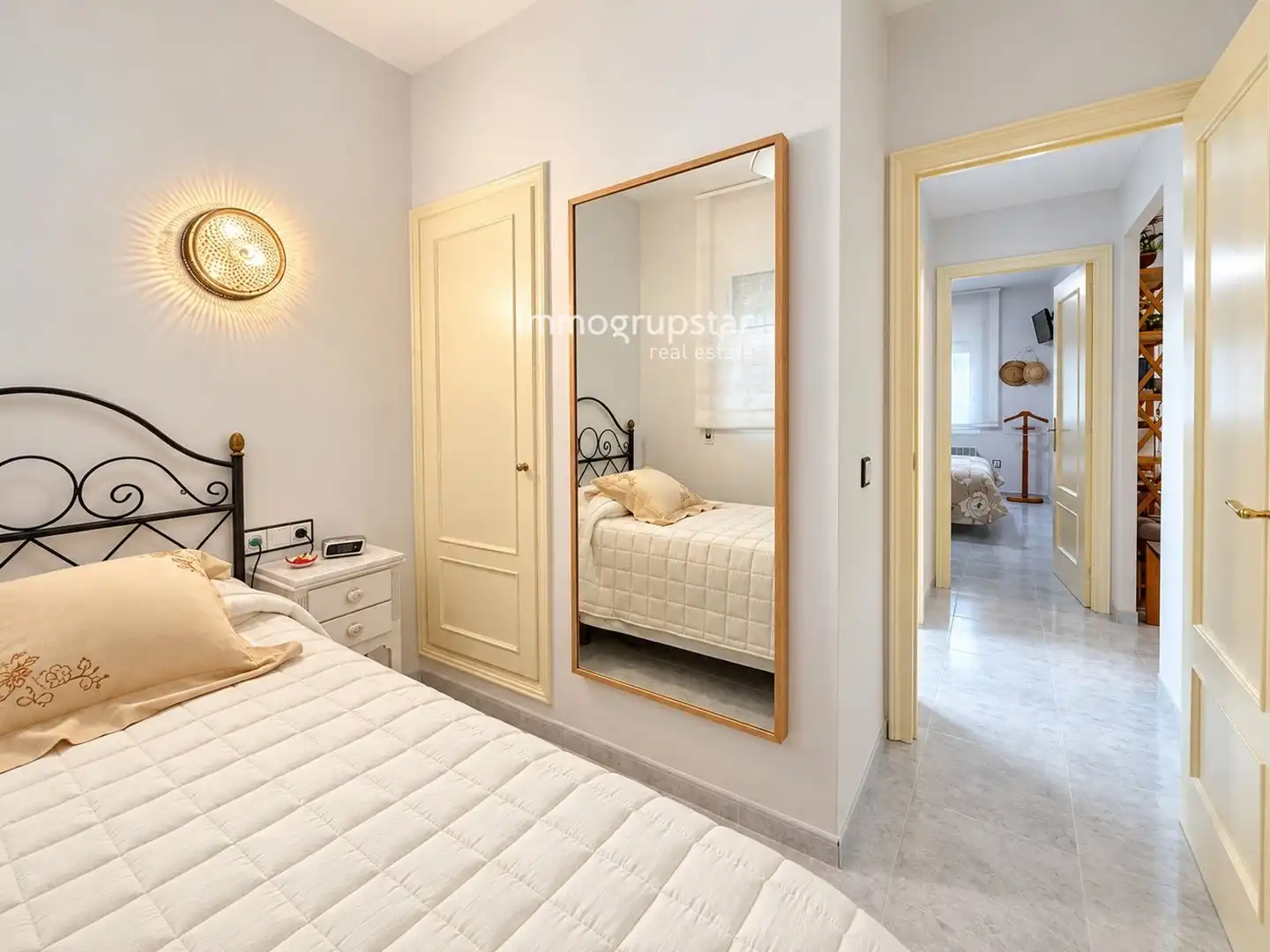 Habitación de Apartamento en venta en Poble
