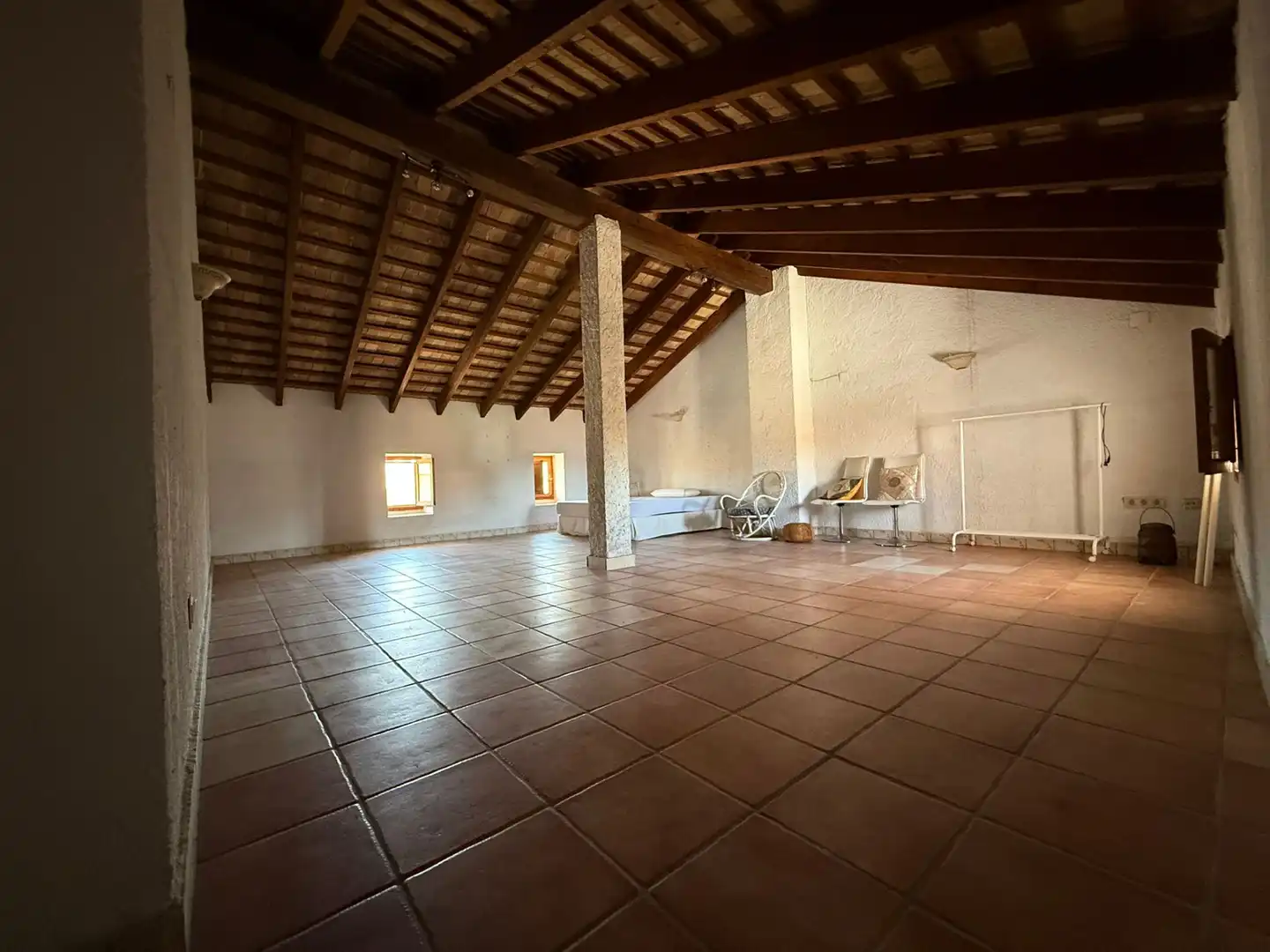 Living room of Houses for sale in La Pobla de Vallbona  with Air Conditioner, Heating and Private garden