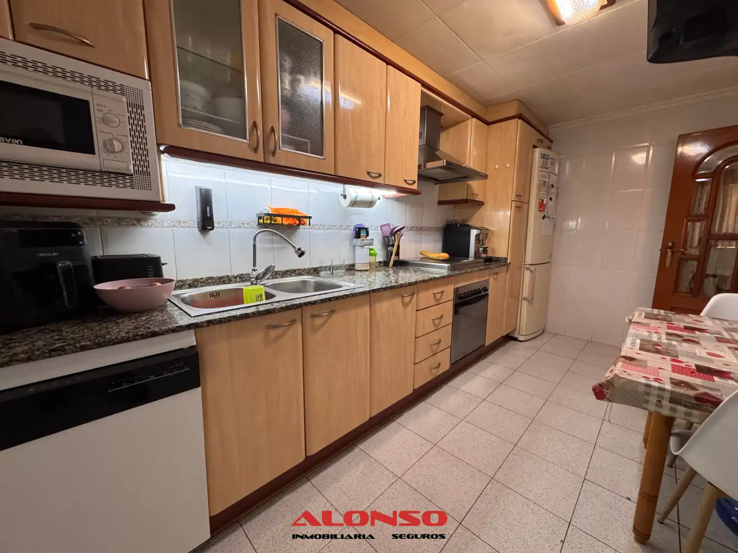 Cocina de Casa adosada en venta en Vinaròs con Aire acondicionado, Terraza y Trastero
