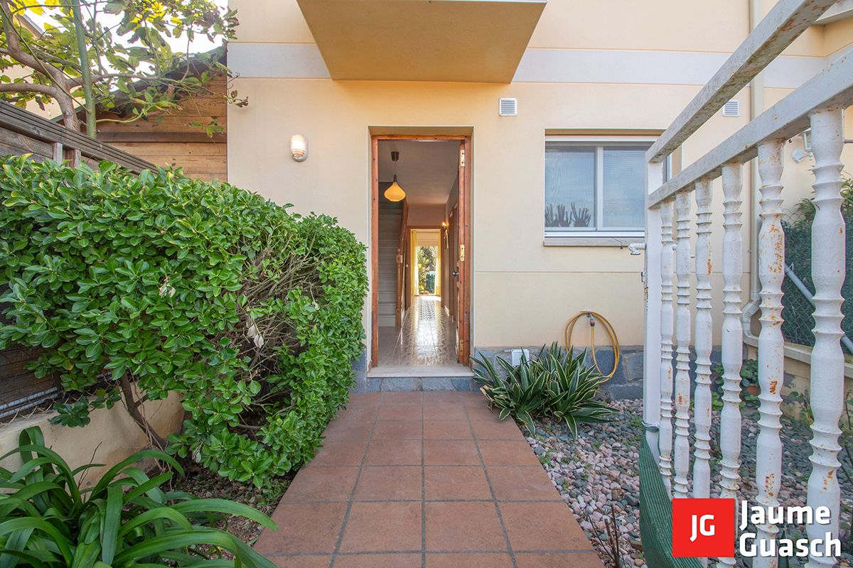 Single-family semi-detached for sale in Camí de la Rasa, 20, Babilonia