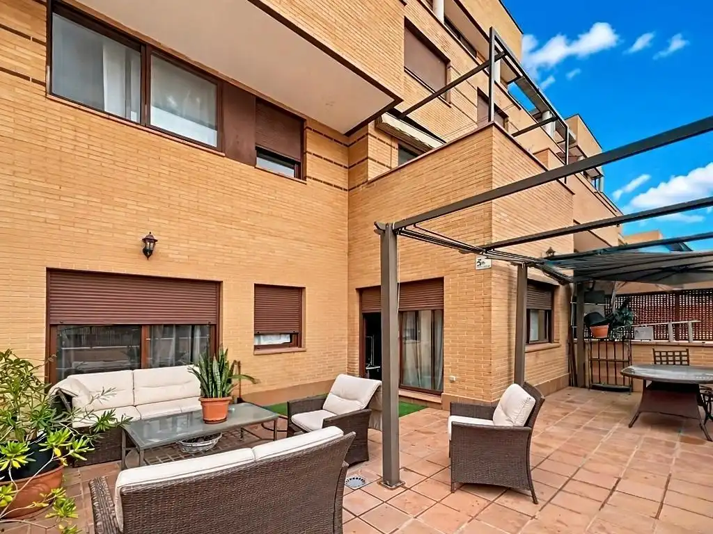 Planta baja en venta en Yebes, Guadalajara