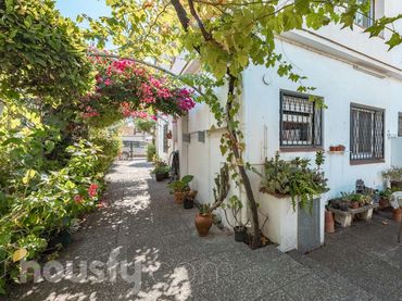 House with balcony for sale in Calle Tarragona .