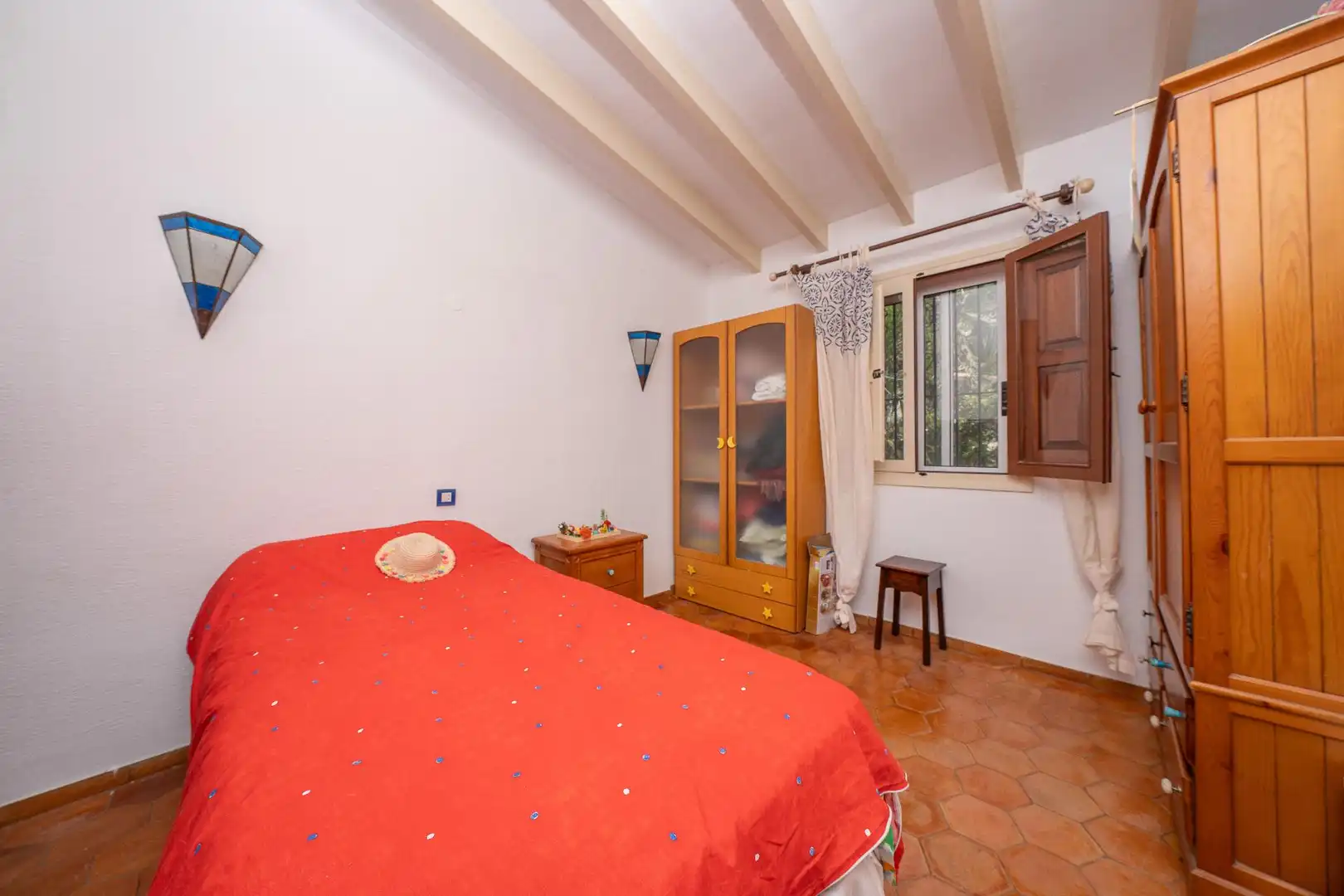 Habitación de Casa o chalet en venta en El Campello con Aire acondicionado, Calefacción y Jardín privado