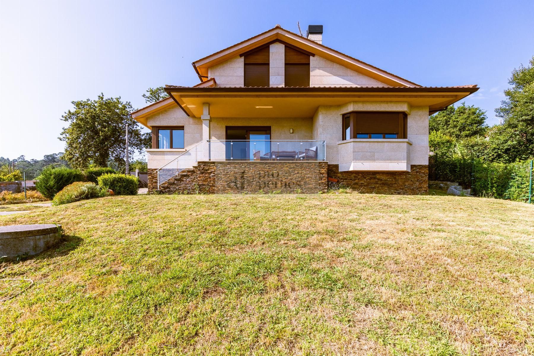 Exterior view of House or chalet for sale in Vigo   with Heating, Terrace and Storage room