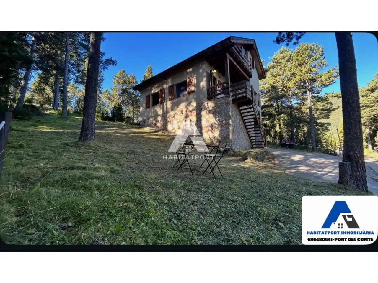 Vista exterior de Casa o xalet en venda en La Coma i la Pedra amb Jardí privat