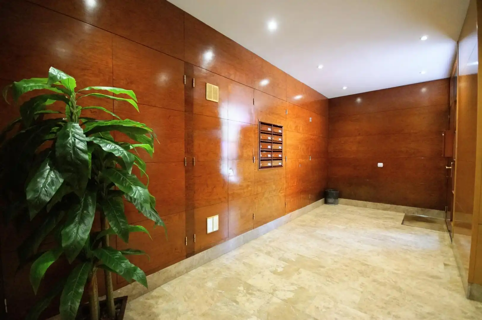 Flat for sale in L'Hospitalet de Llobregat  with Heating and Terrace