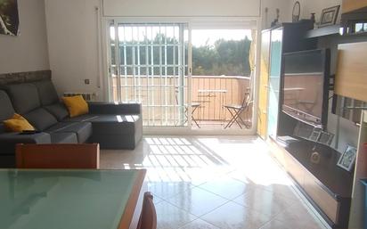 Sala d'estar de Apartament en venda en Canet de Mar amb Calefacció i Balcó