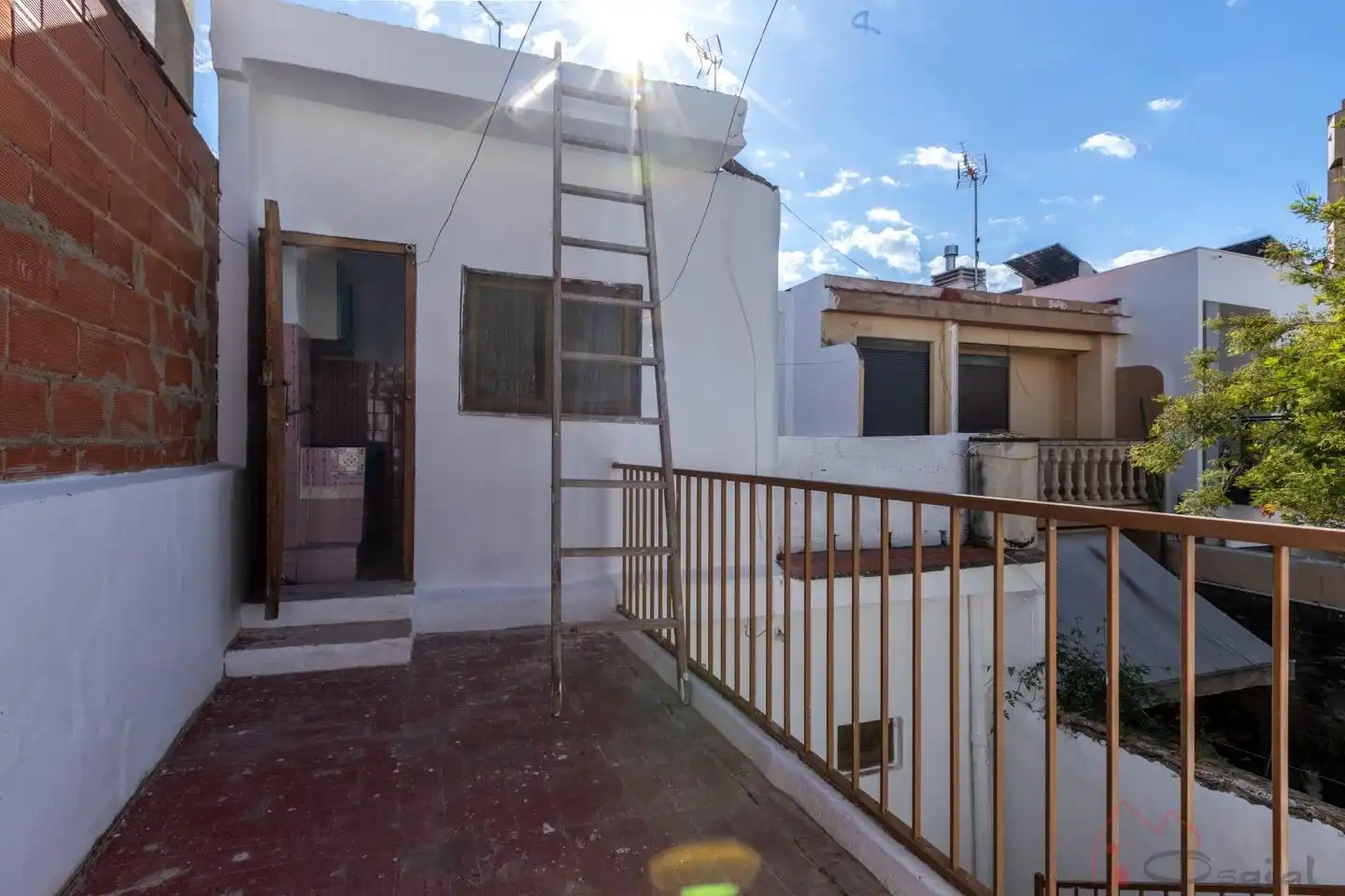 Vista exterior de Casa o chalet en venta en Alcàsser con Terraza