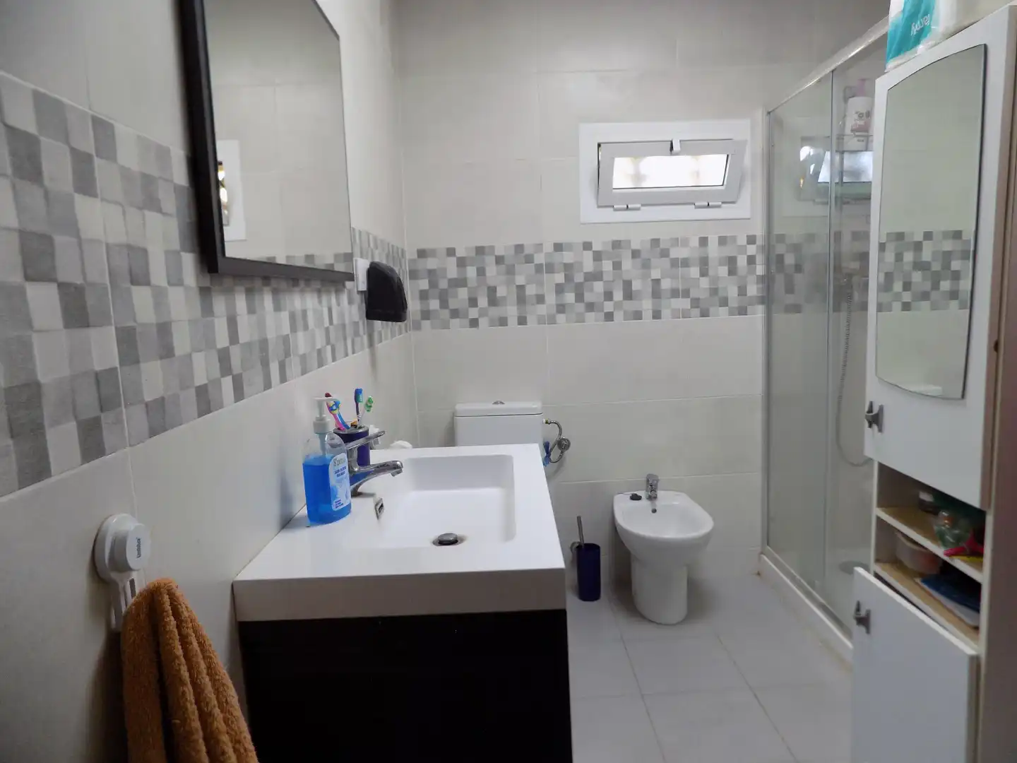 Baño de Casa o chalet de alquiler en Montserrat con Jardín privado, Terraza y Trastero