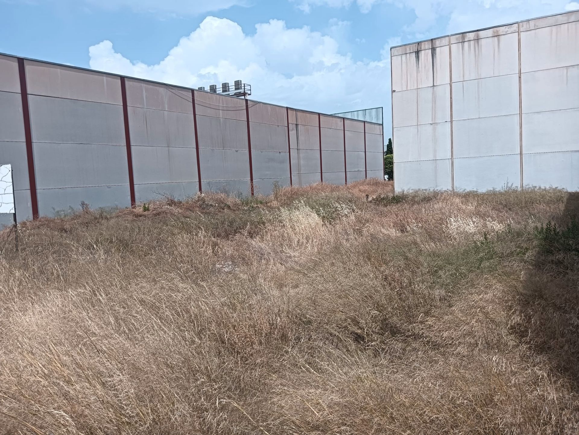 Terreny industrial en venda en Atarfe