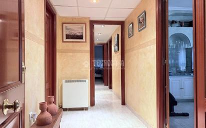 Flat for sale in Pinto  with Air Conditioner, Heating and Storage room