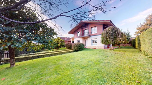 Casa-chalet en Venta en Barrio Garaioltza en Lezama